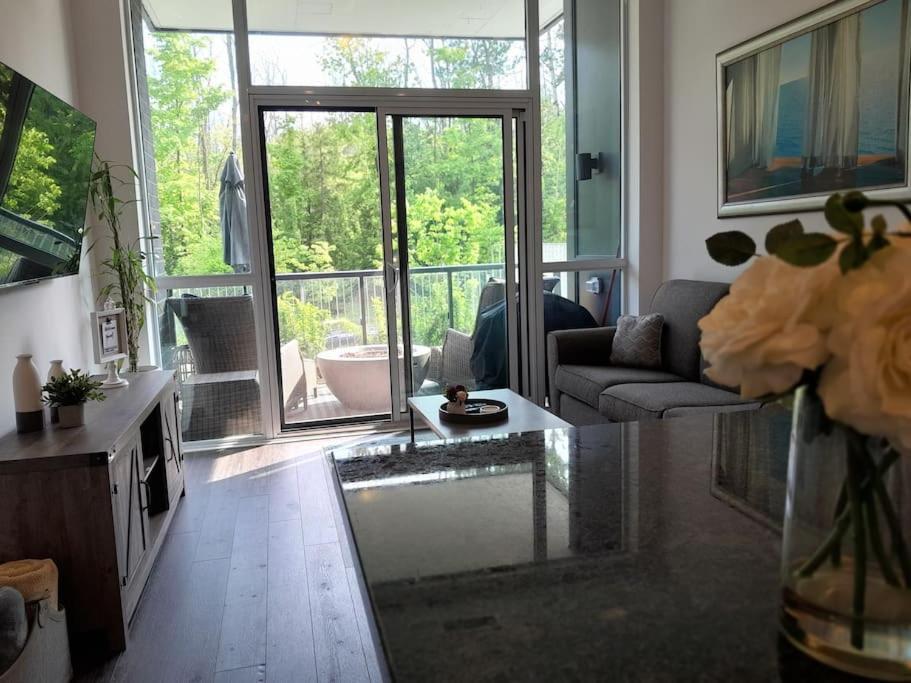 Cozy South View Suite Overlooking The Nature Trail Innisfil Luaran gambar