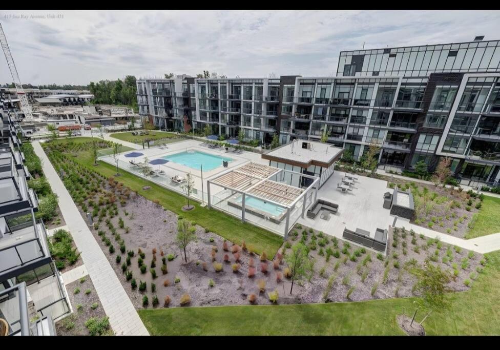 Cozy South View Suite Overlooking The Nature Trail Innisfil Luaran gambar